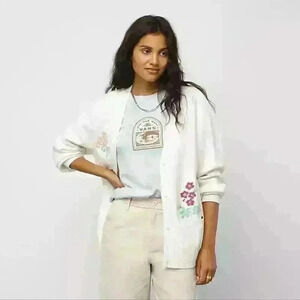 Vans Garden Cardigan Sweater oversized size M embroidered flowers